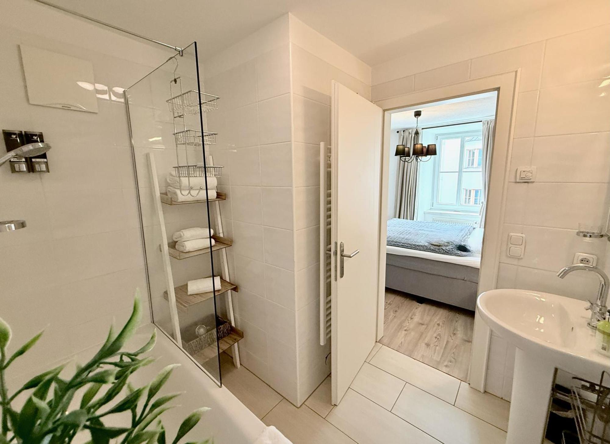 Belle Kitz Pure Im Zentrum By Belle Stay 基茨比厄尔 外观 照片