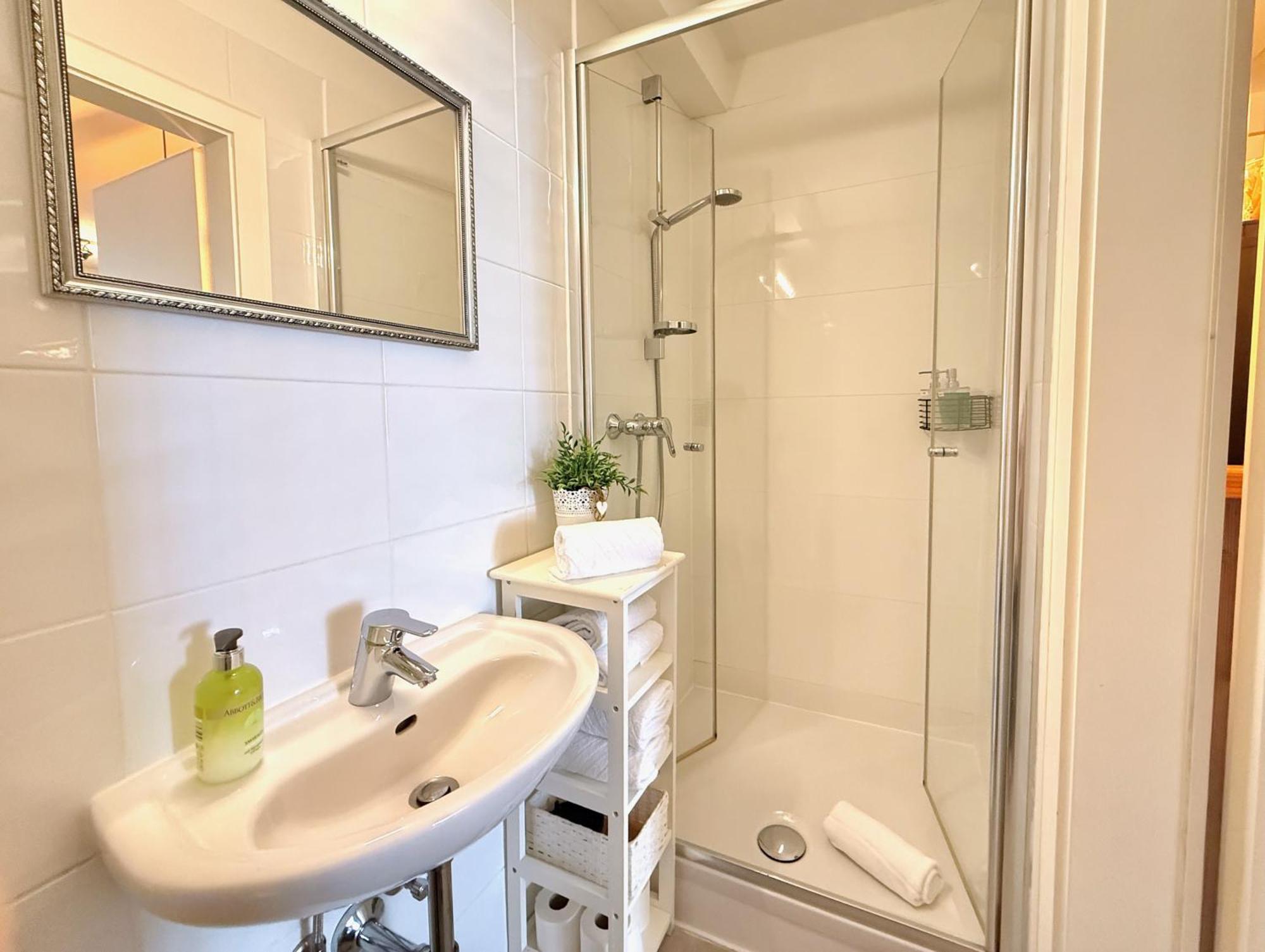 Belle Kitz Pure Im Zentrum By Belle Stay 基茨比厄尔 外观 照片